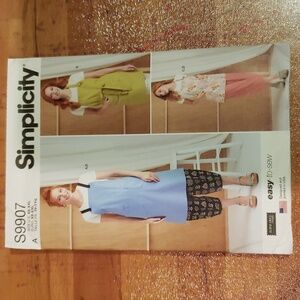 Simplicity Misses' Aprons and Pants Pattern S9907